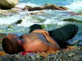 Vidéo porno mobile : Ebony mermaid is beached on his cock